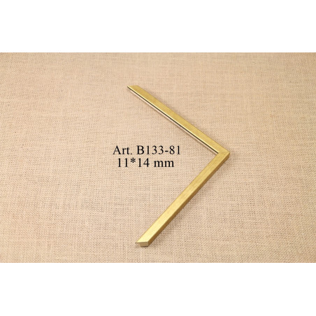 Деревянный Багет B133-81