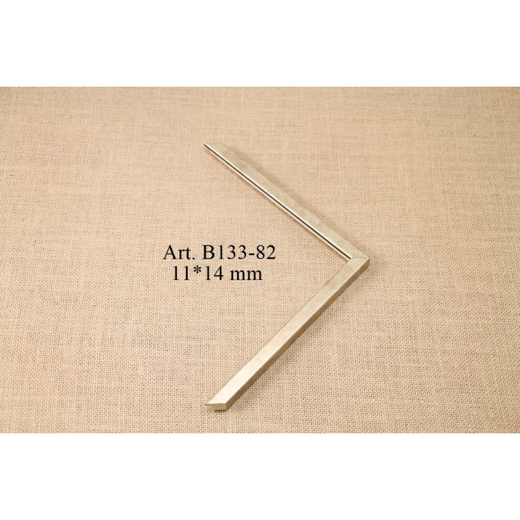 Деревянный Багет B133-82