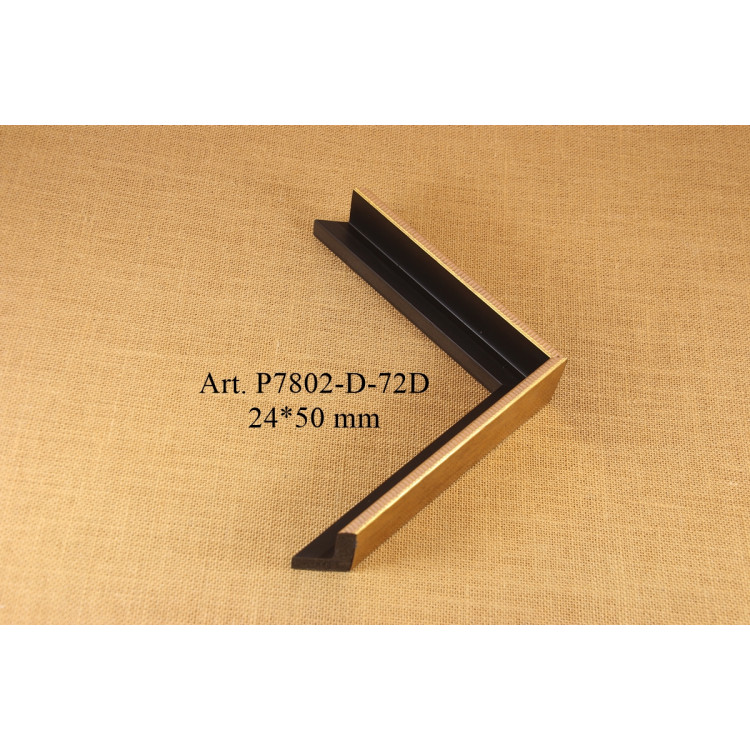 Пластиковый Багет P7802-D-72D