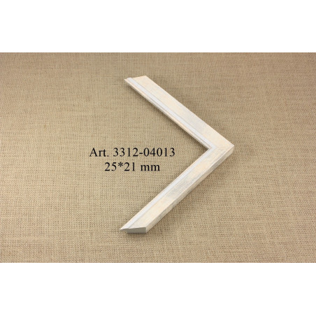 2770030204669 Plastikinis profilis 3312-04013