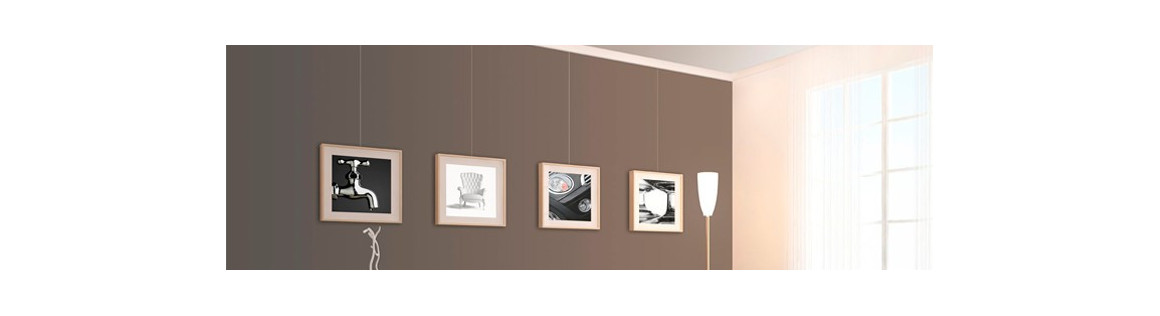 Picture hanging system Stas